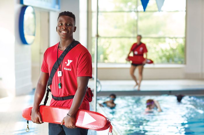 Red cross lifeguard management course